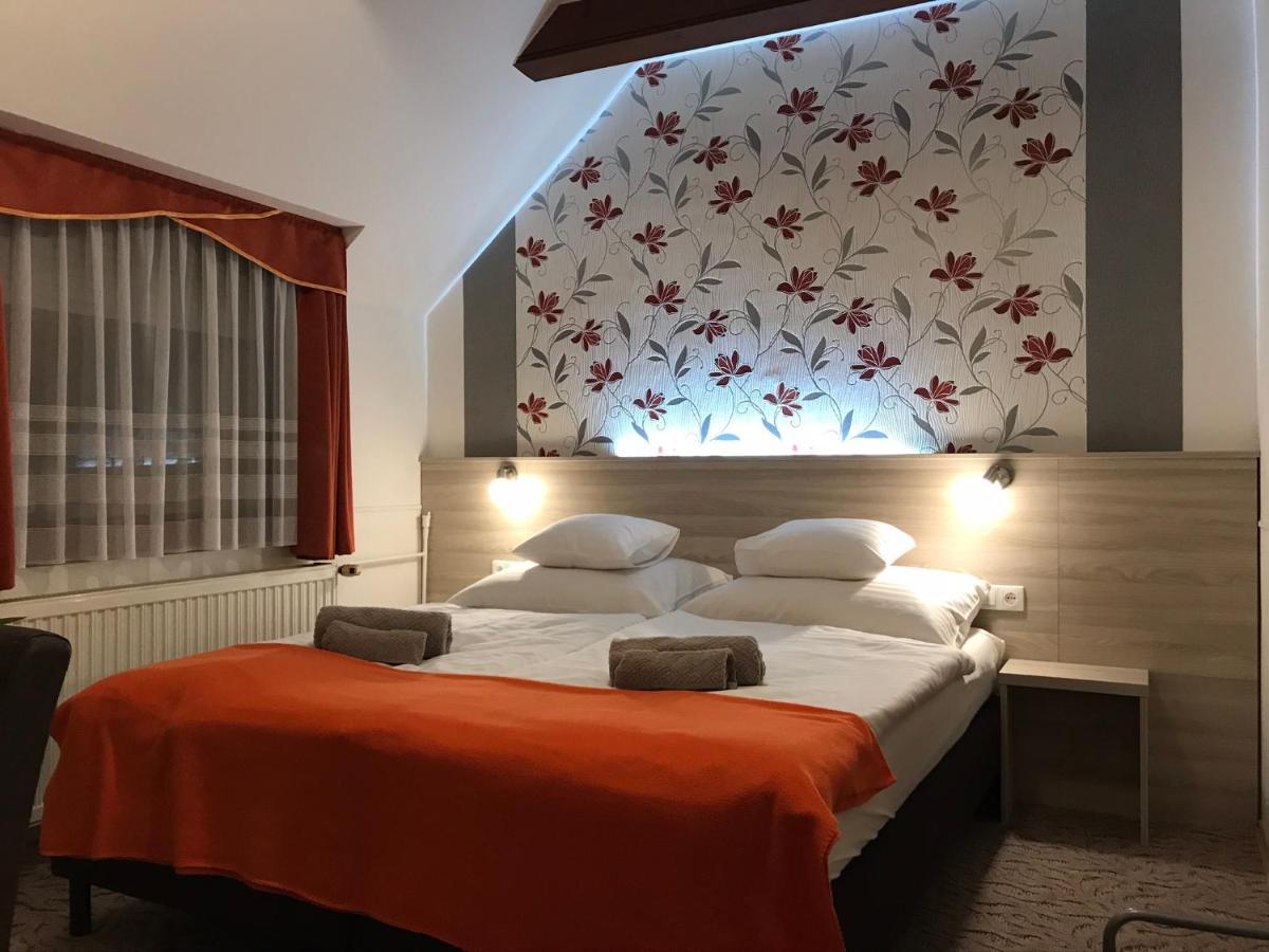 Baranyai Vendégház Bük Extérieur photo